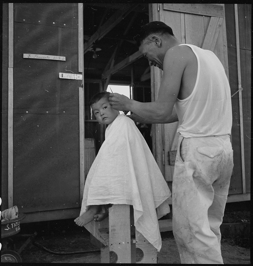japanese-internment-camp-photos-dorothea-lange-44-5ca2143f646c4  880