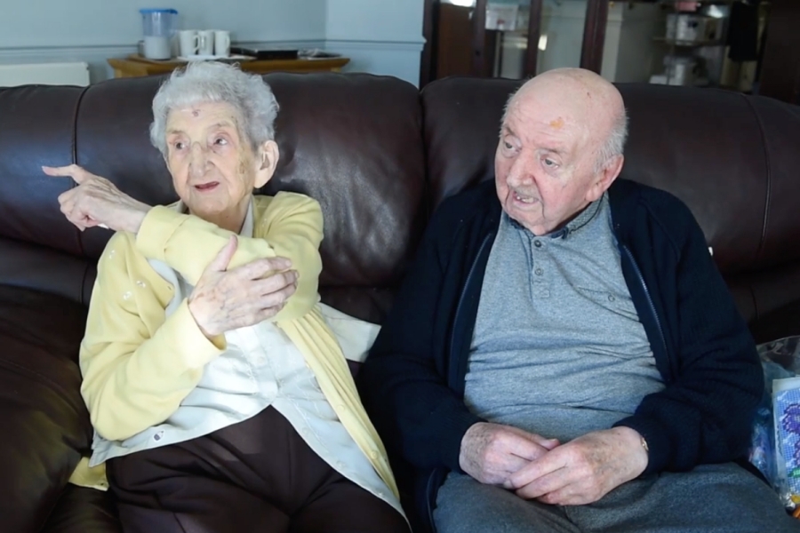 Obrázek: matka-syn-liverpool-small