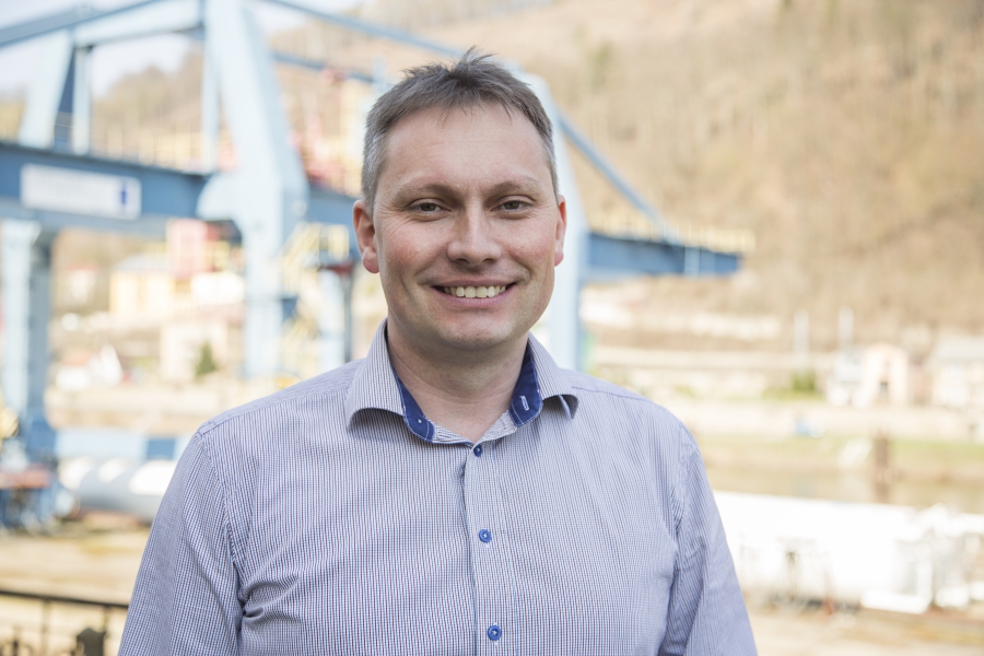 sms decin 3