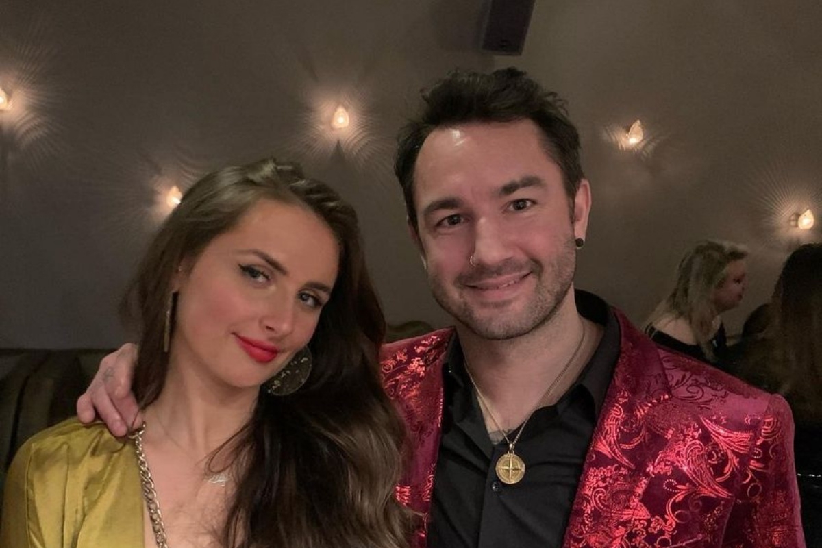 Obrázek: restaurace-sef-servirka-main