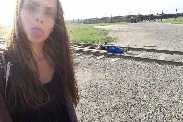 osvetim selfie 6