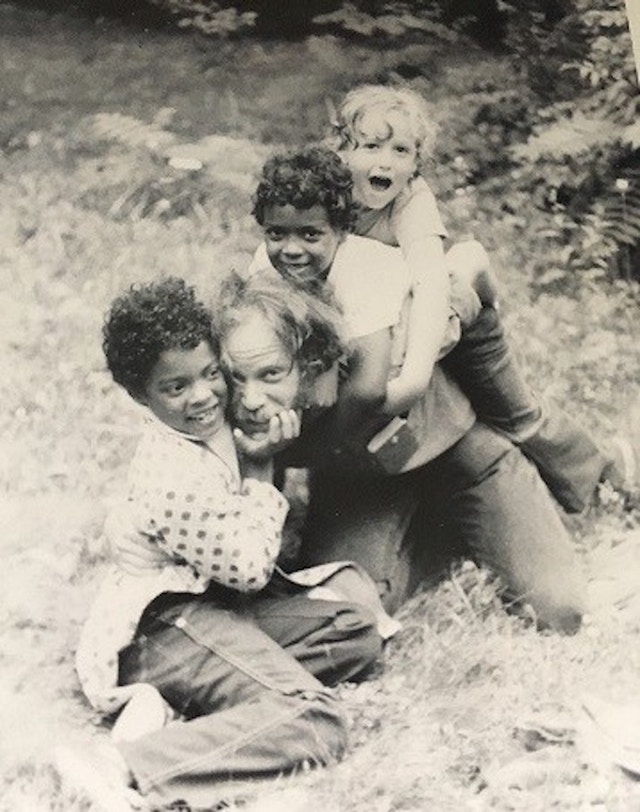 afrobratri elena 1