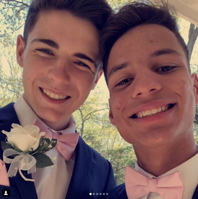 prom gay par 4