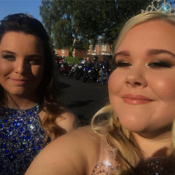 chloe motorkari ples 1
