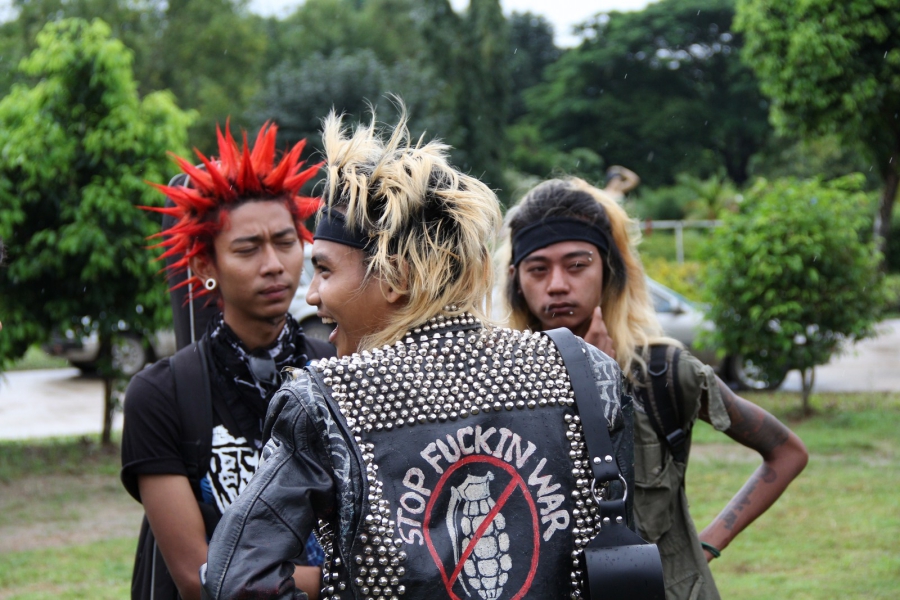 rebel riot 3