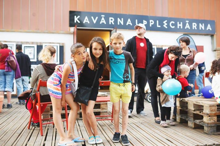 Obrázek: 550803d250976-ple-kavarna-2