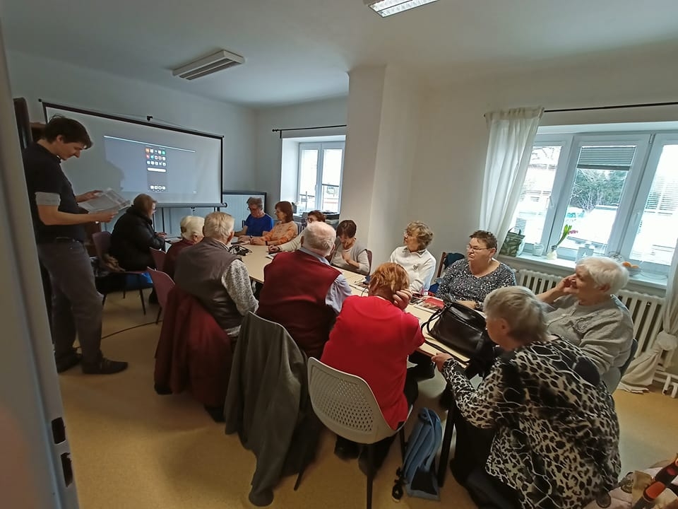 Obrázek: seniori